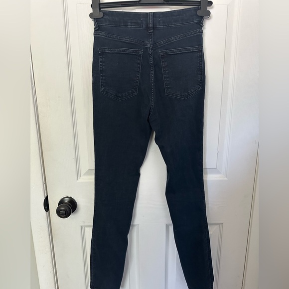 H&M Women's Dark Blue Skinny Jeans - Picture 3 of 3